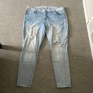 Old Navy light wash jeans